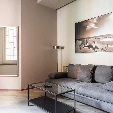 Residence Rizzoli-Suites Apartments Bologna Exterior photo