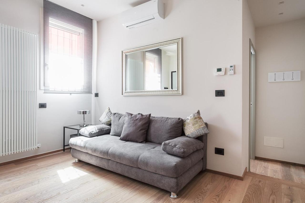 Residence Rizzoli-Suites Apartments Bologna Exterior photo